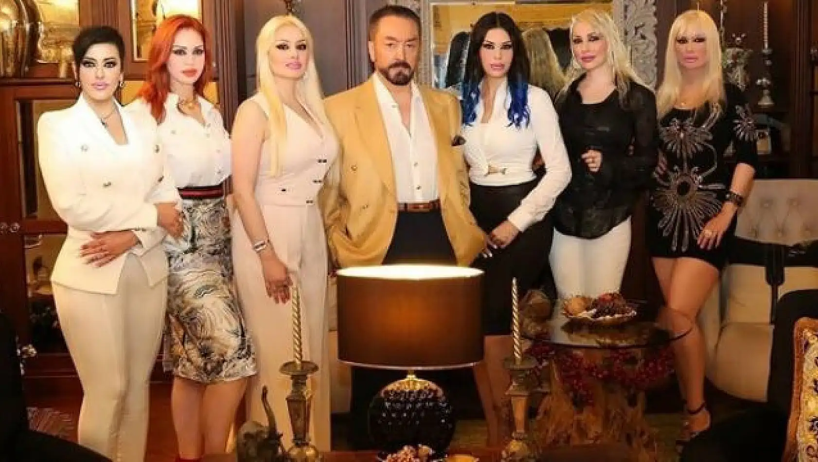 Adnan Oktar'a verilen hapis cezası