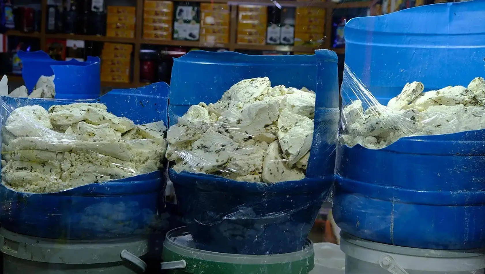 Van'ın vazgeçilmez lezzeti otlu peynirde büyük tehlike!