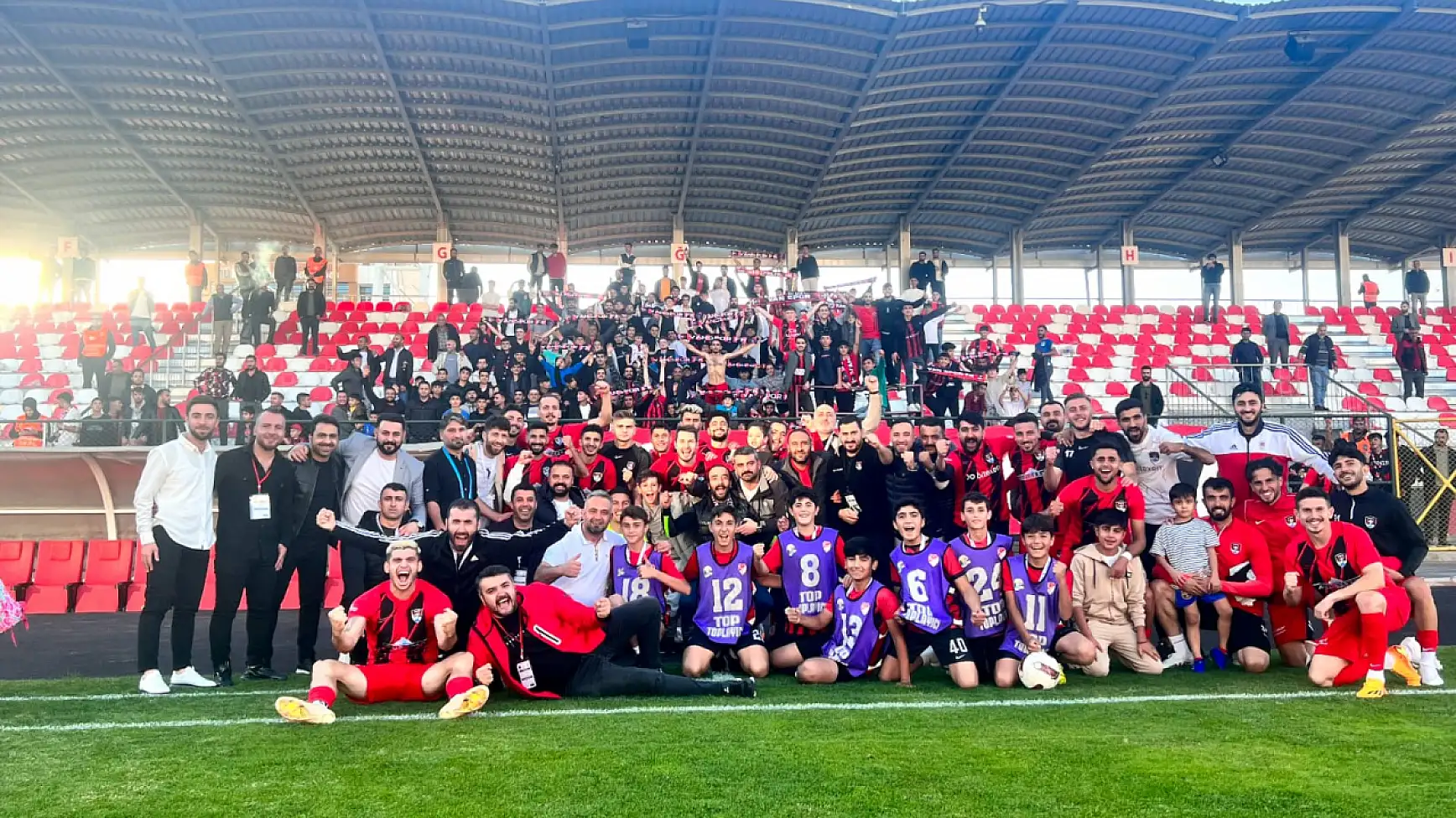 Vanspor - Esenler Erokspor maçından kareler