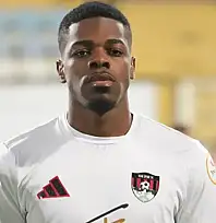 Beşiktaş, Vanspor'un golcüsü Ivan Cedric'e kanca attı