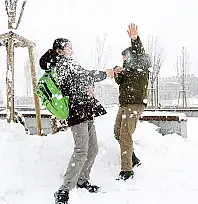 Çatak'ta kar tatili: Okullar bir günlüğüne tatil