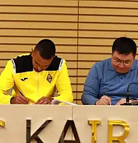 Vansporlu futbolcu şampiyonlar ligi ekibine imza attı