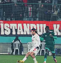 Vanspor ve Esenler Erokspor'a PFDK'dan taraftar cezası