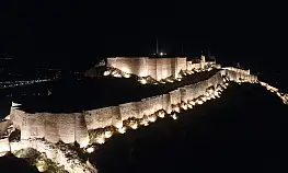 Van Kalesi aydınlatıldı