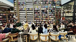 Öğretmenler 'kitap tahlili' ile öğrencilere okuma alışkanlığı kazandırıyor