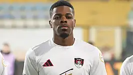 Beşiktaş, Vanspor'un golcüsü Ivan Cedric'e kanca attı