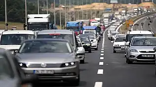 Milyonlarca araç sahibini ilgilendiriyor: Trafik sigortası fiyatları belli oldu