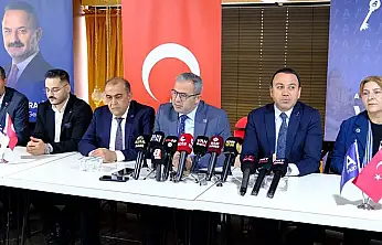 Anahtar Parti Genel Başkan Yardımcıları Van'da konuştu
