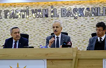 Bakan Uraloğlu'ndan Van temasları… Van çok daha iyi yerlere gelecek
