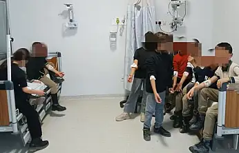 Van'da 23 öğrenci hastaneye kaldırıldı