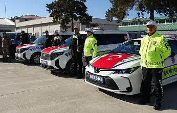 Van emniyetine yeni araçlar teslim edildi