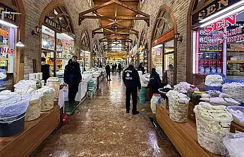 Van Peynirciler Çarşısına kapsamlı denetim