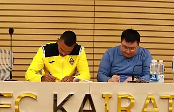 Vansporlu futbolcu şampiyonlar ligi ekibine imza attı