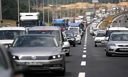 Milyonlarca araç sahibini ilgilendiriyor: Trafik sigortası fiyatları belli oldu