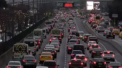 Kış lastiği zorunluluğu 15 Kasım'da başlıyor