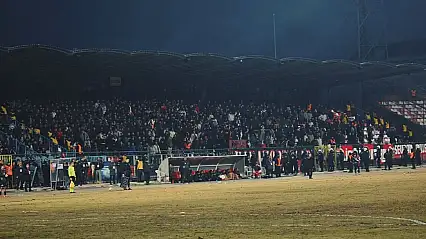 Vanspor'un stadyum çilesi: Yenileme sözleri havada mı kaldı?