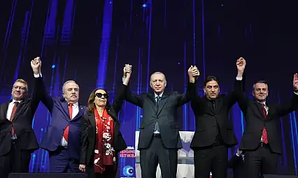 İstifa edip AK Parti'ye katılan isimler belli oldu