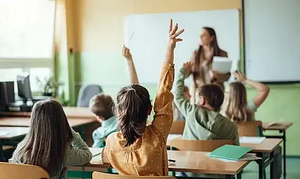 Van'da öğretmenler grev yapacak! Yarın okullar tatil mi?