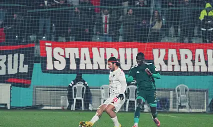 Vanspor ve Esenler Erokspor'a PFDK'dan taraftar cezası