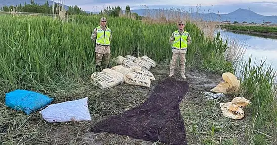 Van'da 3 ton kaçak avlanmış inci kefali ele geçirildi