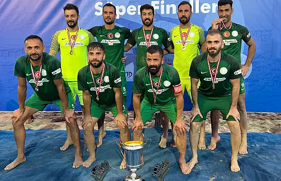 2023 TFF Plaj Futbolu Ligi şampiyonu Erciş Spor oldu