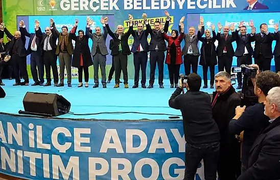 AK Parti'nin Van ilçe belediye başkan adayları kimler oldu?