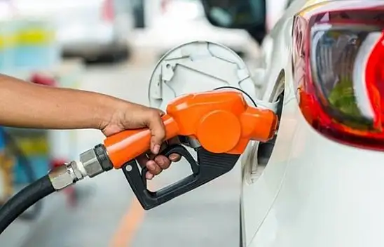 Araç sürücülerine müjde! Motorine indirim geliyor