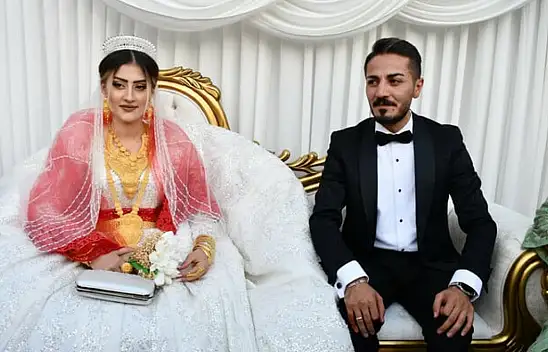 Aşiret düğününe 7 bin kişi katıldı, milyonlar havada uçuştu