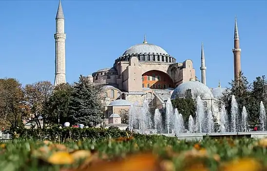 Ayasofya caminin kapatılacağı iddiaları yalanlandı