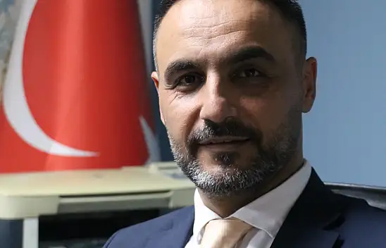 Ayhan Bayram kimdir?