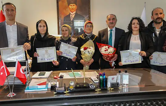 Başkale Belediyesi Eşbaşkanları Göreve Başladı 