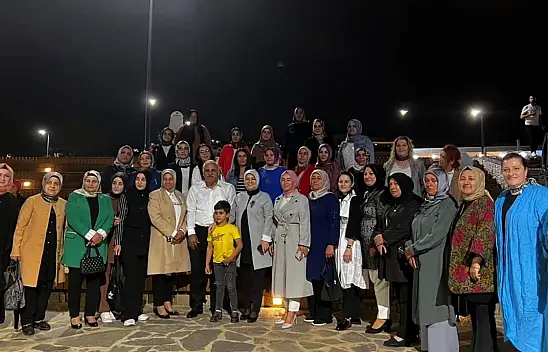 Başkan Zorluoğlu, AK Parti Van Kadın Kollarını misafir etti