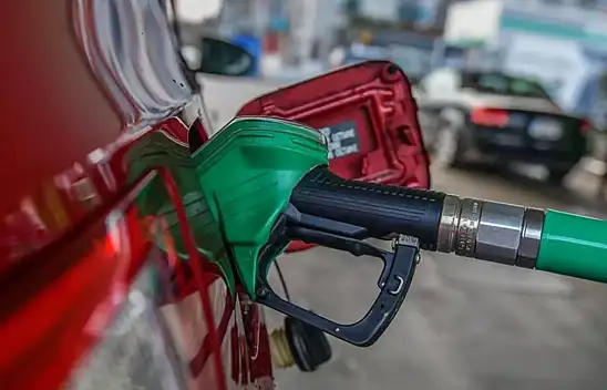 Benzine yeni zam yolda..