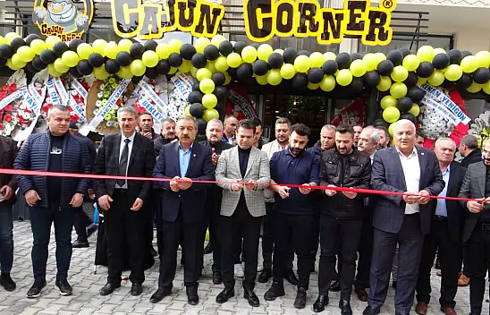 Cajun Corner Van'da açıldı
