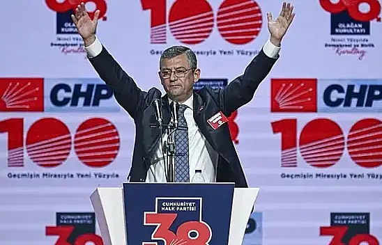 CHP'de seçimi Özgür Özel kazandı
