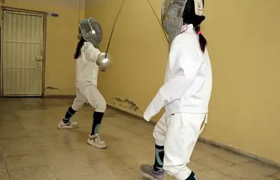 Eskrim Antrenörü Aziz Saydut ve çocuklarının başarı hikayesi