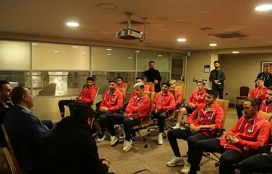 Kandaşoğlu'ndan Vanspor'a moral ziyareti!