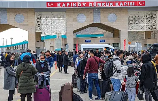Kapıköy Sınır Kapısı'ndanVan'a rekor giriş çıkış!