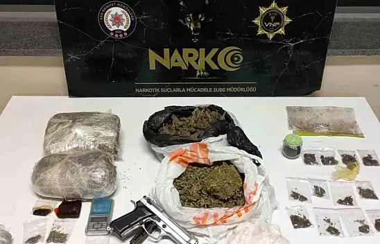 Polis Van'da uyuşturucu ele geçirdi