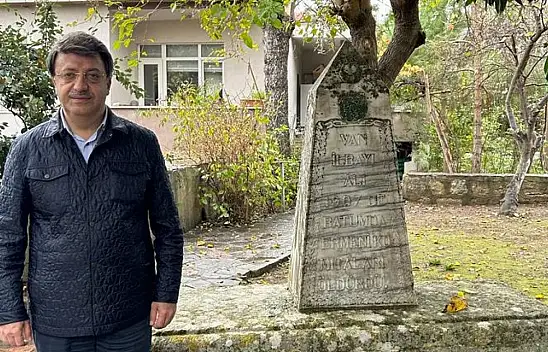 Türkmenoğlu'ndan Vali Ali Paşa'nın kabrine ziyaret