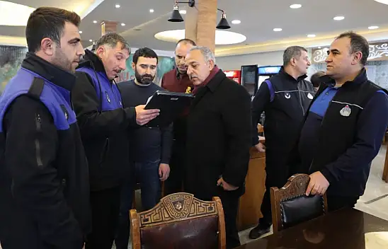 Tuşba'da fiyat listeleri denetlendi