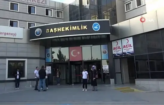 Van'da darp edilen doktor yoğun bakıma alındı