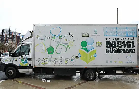 Van'da gezici kütüphane açıldı