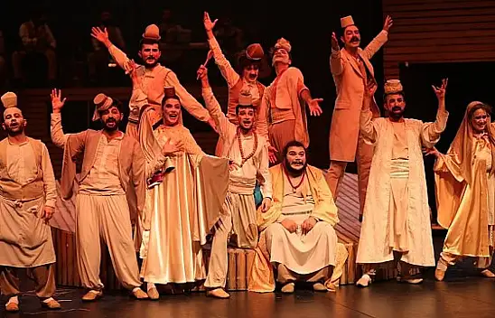 Van'da 'İtaat İlamı' oyunu büyük beğeni aldı