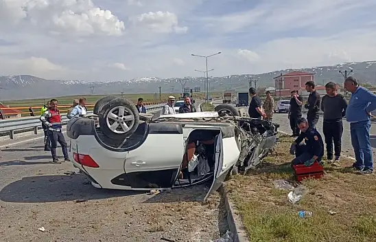 Van'da trafik kazası: 5 kişi yaralandı