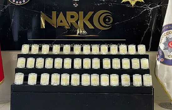 Van'da uyuşturucu ve kaçak sigara ele geçirildi