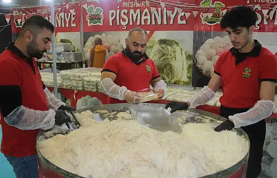 Van'da Yöresel Ürünler ve Hediyelik Eşya Fuarı Açıldı