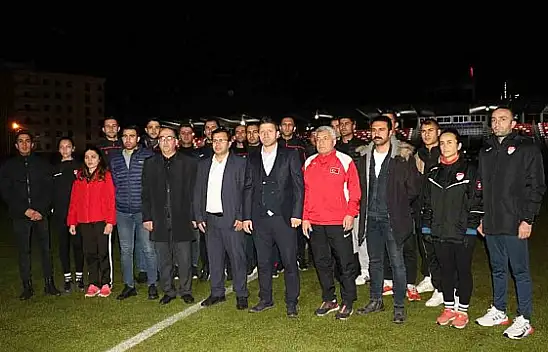 Van'daki hakemler, Halil Umut Meler'e yapılan saldırıyı kınadı
