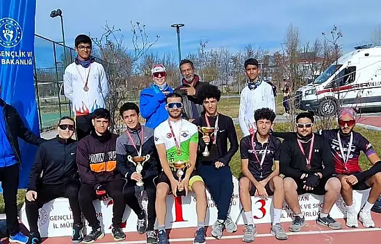 Van Gölü Canavarları Bisiklet Takımı'ndan büyük başarı