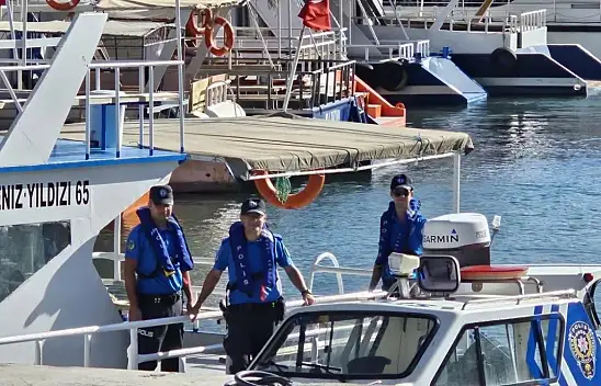 Van Gölü'nde 7 tekne denetlendi